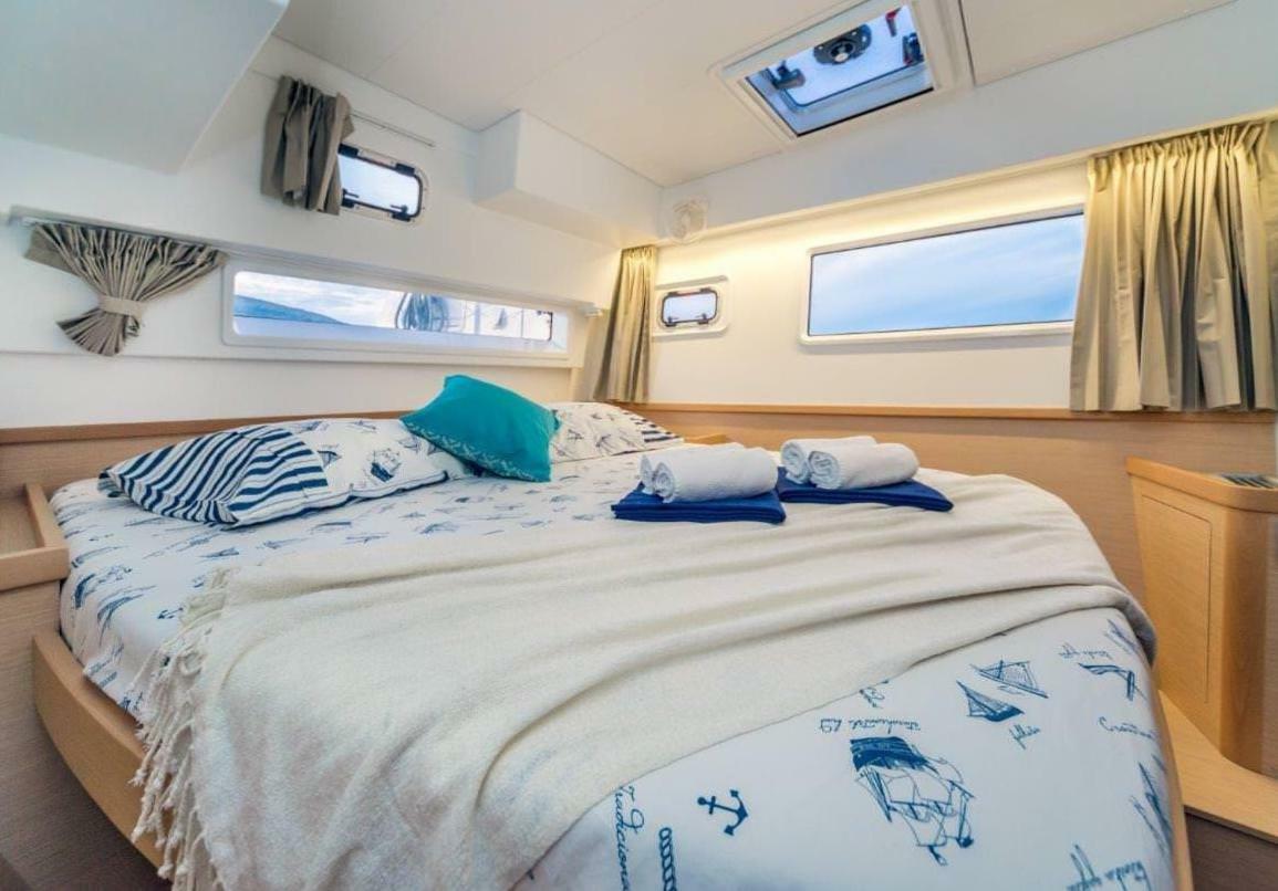 Luxury Catamaran Lagoon 42, Ac & Gn Split Dış mekan fotoğraf